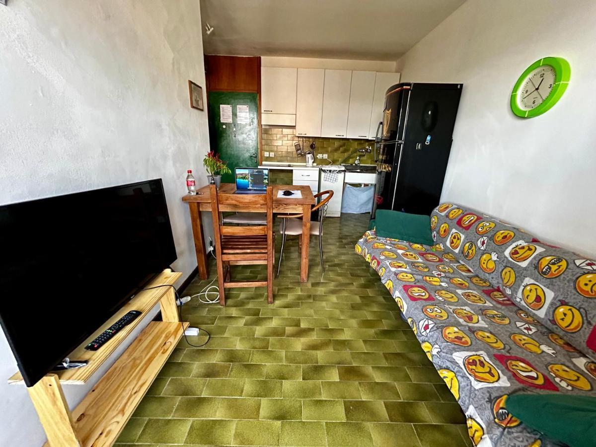 Lighthouse Apartment In Center Of אודינה מראה חיצוני תמונה
