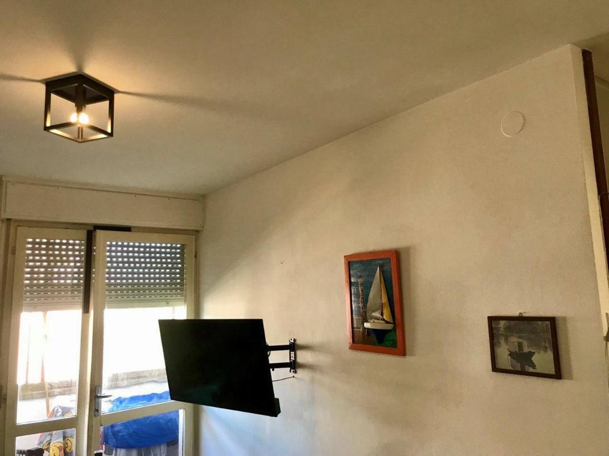 Lighthouse Apartment In Center Of אודינה מראה חיצוני תמונה